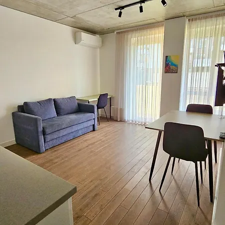 Apartment Zhouse Apartamentai Netoli Pc Akropolis