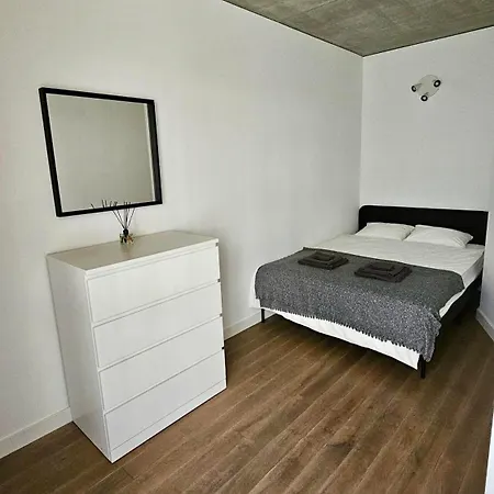 Zhouse Apartamentai Netoli Pc Akropolis *