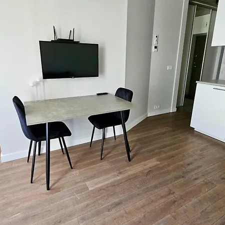 Zhouse Apartamentai Netoli Pc Akropolis Apartmán *